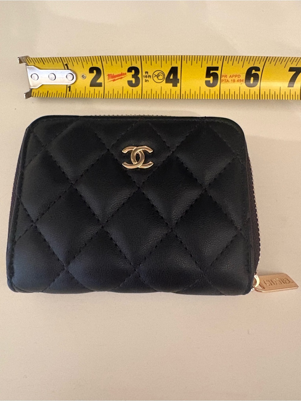 Designer Inspired New  Black Quilted Leather Zip Card Case Wallet - Picture 3 of 10